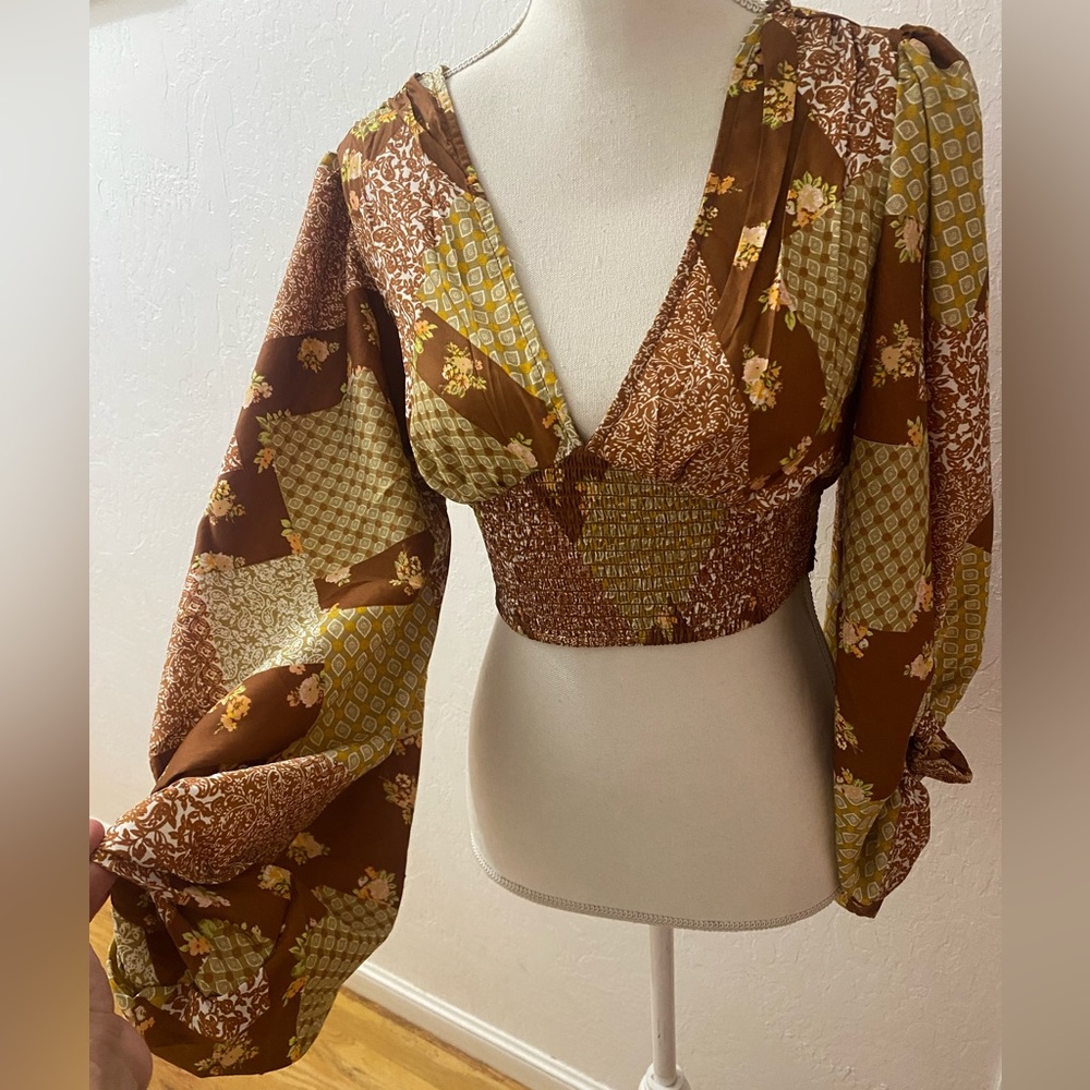 Boho LIVE 4 TRUTH crop hippie full-sleeve top NWT
